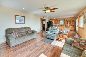 كوخ (2 Bedrooms) | المنشأة من الداخل