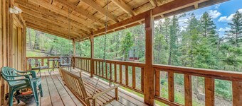 Cloudcroft Mountain Retreat ~ 5 Mi to Skiing!