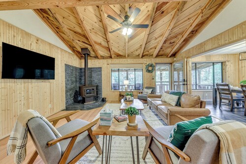 Cloudcroft Mountain Retreat ~ 5 Mi to Skiing!