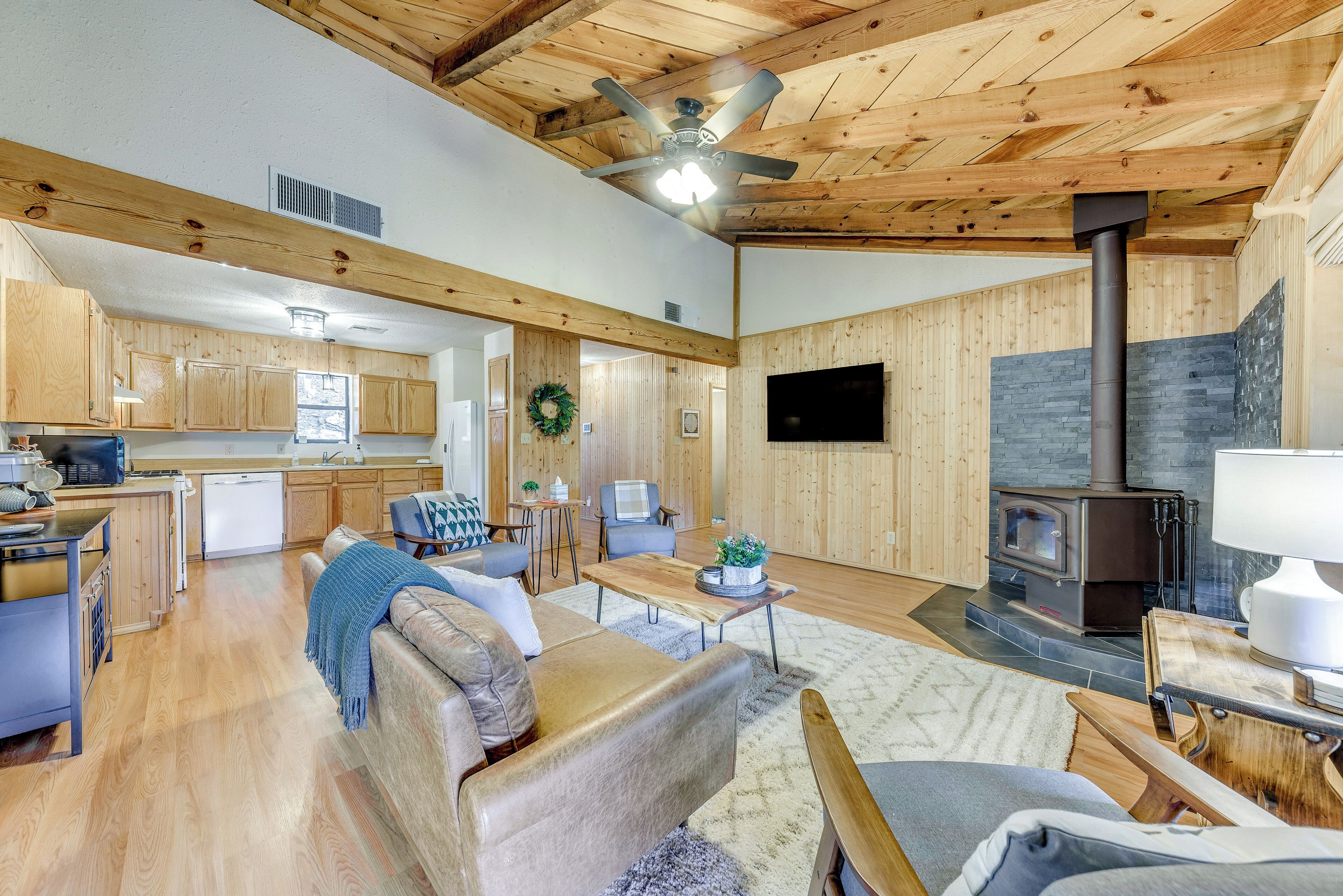 單棟房屋 (3 Bedrooms) | 內部