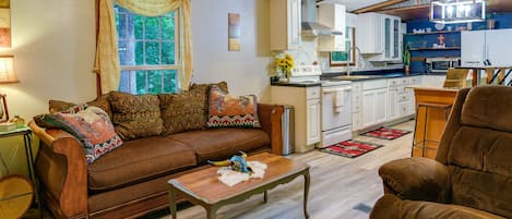 House (2 Bedrooms) | Front of property