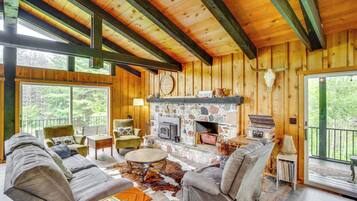 ุงูู
ูุดุฃุฉ ู
ู ุงูุฏุงุฎู