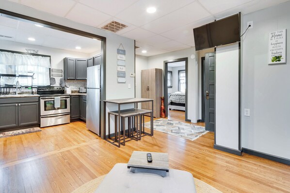 House (3 Bedrooms) | Interior - Cozy Brevard Vacation Rental: 1 Block to Main St (Brevard)