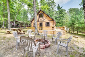 House (3 Bedrooms) | Front of property - Family Roscommon Home - 3 Mi to Higgins Lake (Roscommon)