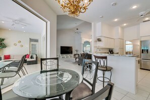 Villa (3 Bedrooms) | Interior