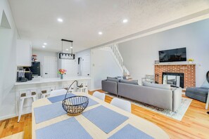 Interior - Community Perks: Family Poconos Home w/ Deck! (Tobyhanna)