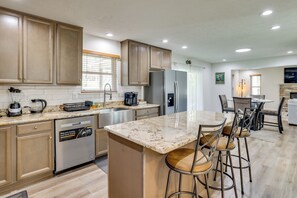 Rumah (5 Bedrooms) | Interior