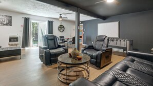 บ้านพัก (5 Bedrooms) | ภายใน