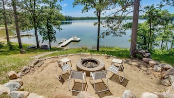 House (2 Bedrooms) | Front of property