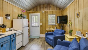 TV - Pet-friendly Gulf Coast Rental Near Keaton Beach! (Perry)