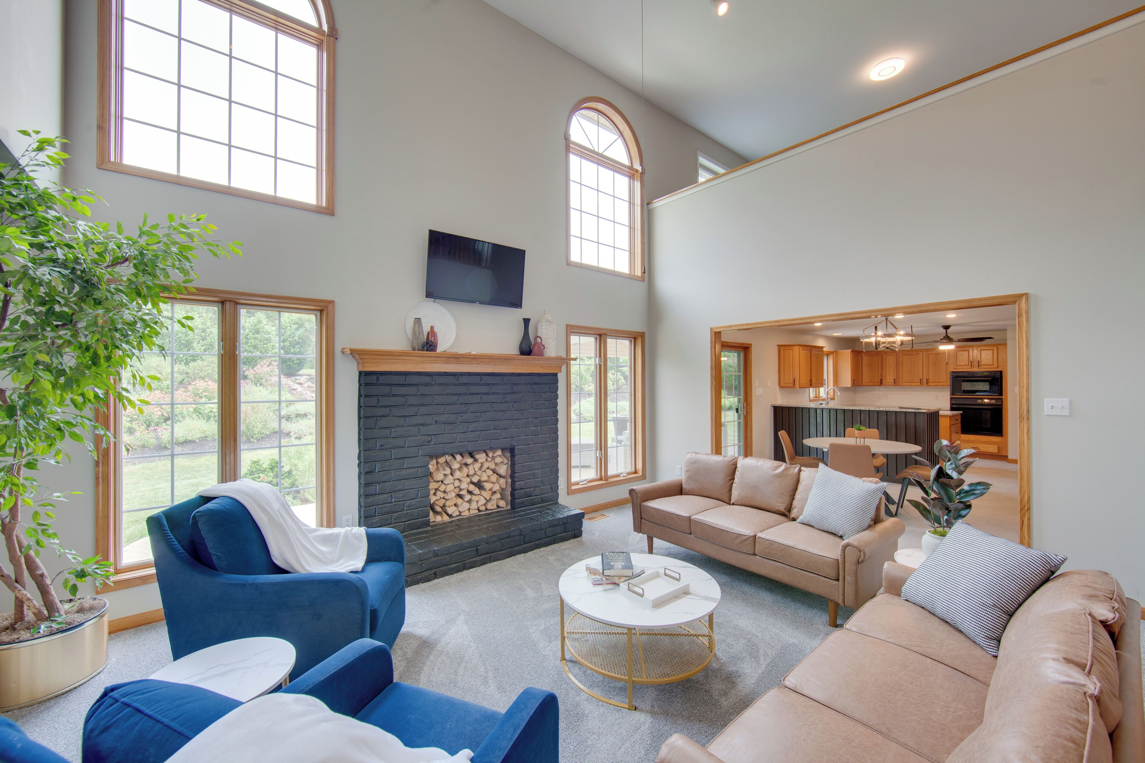 House (5 Bedrooms) | Front of property