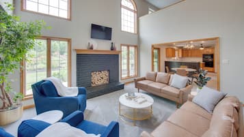 House (5 Bedrooms) | Front of property