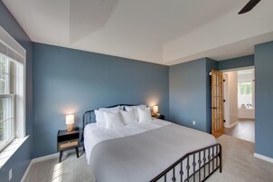 House (5 Bedrooms) | Interior