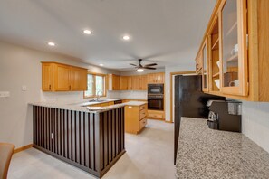 House (5 Bedrooms) | Interior - Game Room & Covered Patio: Hummelstown Hideaway (Hummelstown)