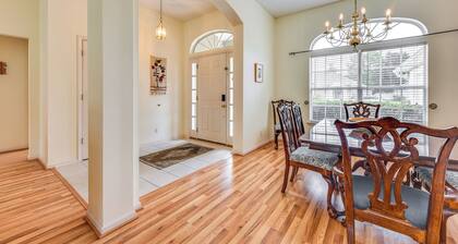 Lovely Family Home w/ Lanai, 6 Mi to Amelia Island