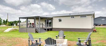 Kingston Home w/ On-site Boat Parking 2 Mi to Lake