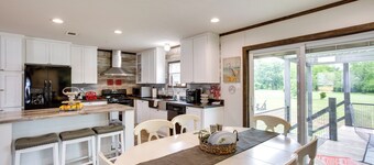 Kingston Home w/ On-site Boat Parking 2 Mi to Lake