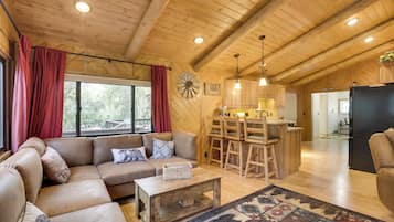 Rumah (2 Bedrooms) | Interior