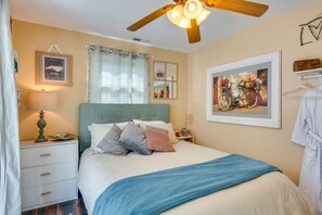 2 bedrooms, iron/ironing board, bed sheets - Modern Belmont Home ~ 2 Mi to Historic Downtown! (Belmont)