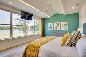 House (5 Bedrooms) | Interior