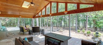 Arkansas Vacation Rental on Greers Ferry Lake!