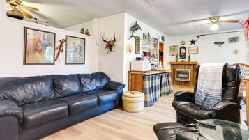 House (1 Bedroom) | Interior