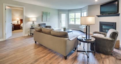 Lakefront Birchwood Condo w/ Pool & Hot Tub!