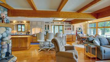 Rumah (4 Bedrooms) | Interior