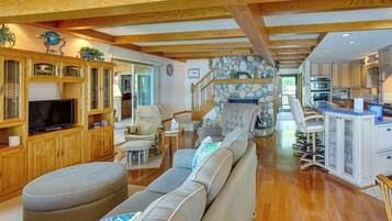 Rumah (4 Bedrooms) | Interior