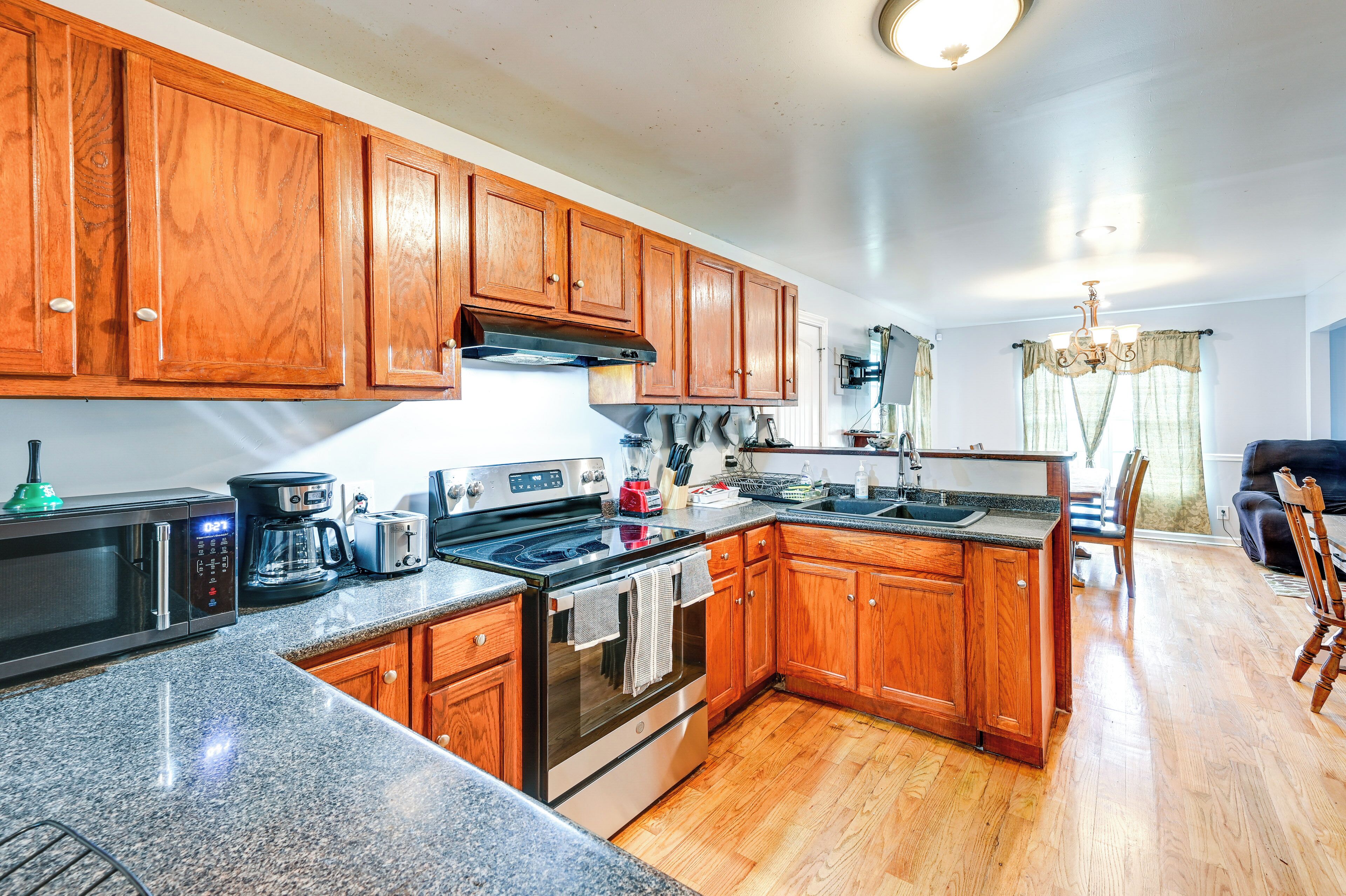 House (4 Bedrooms) | Interior