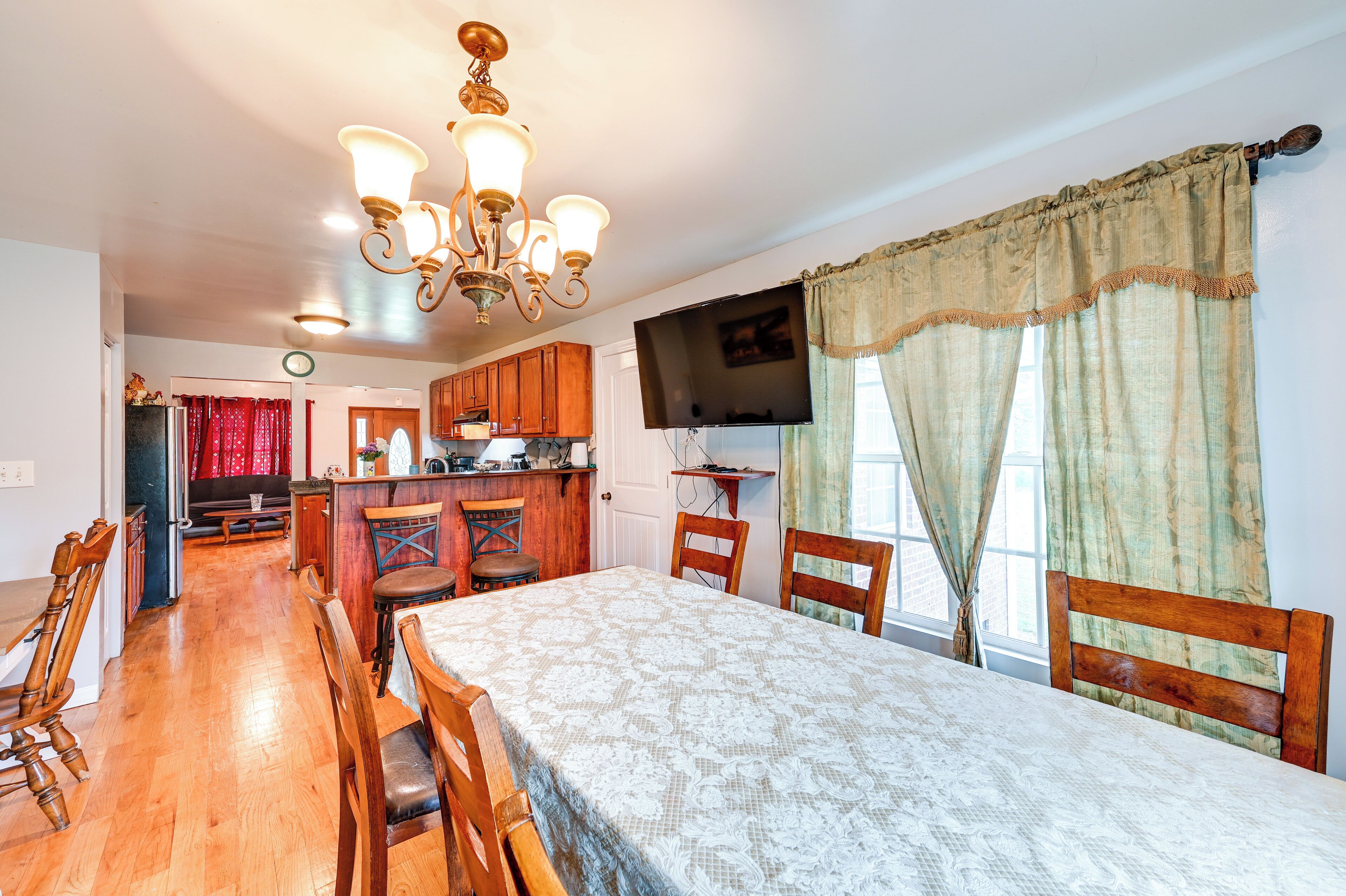 House (4 Bedrooms) | Interior