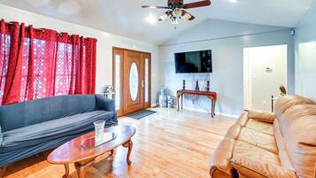 Rumah (4 Bedrooms) | Interior