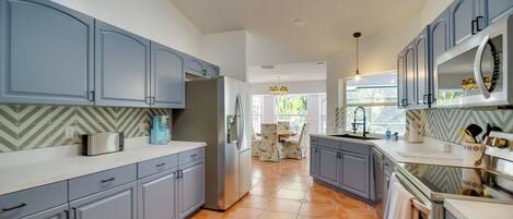 House (4 Bedrooms) | Interior