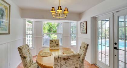'casa Blanco' Escape w/ Fire Pit in Sebastian!