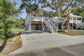 House (4 Bedrooms) | Front of property - Sunny Gulfport Vacation Rental: Walk to Beaches! (Gulfport)