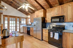 전자레인지, 오븐, 쿡탑, 조리 도구/접시/주방 기구