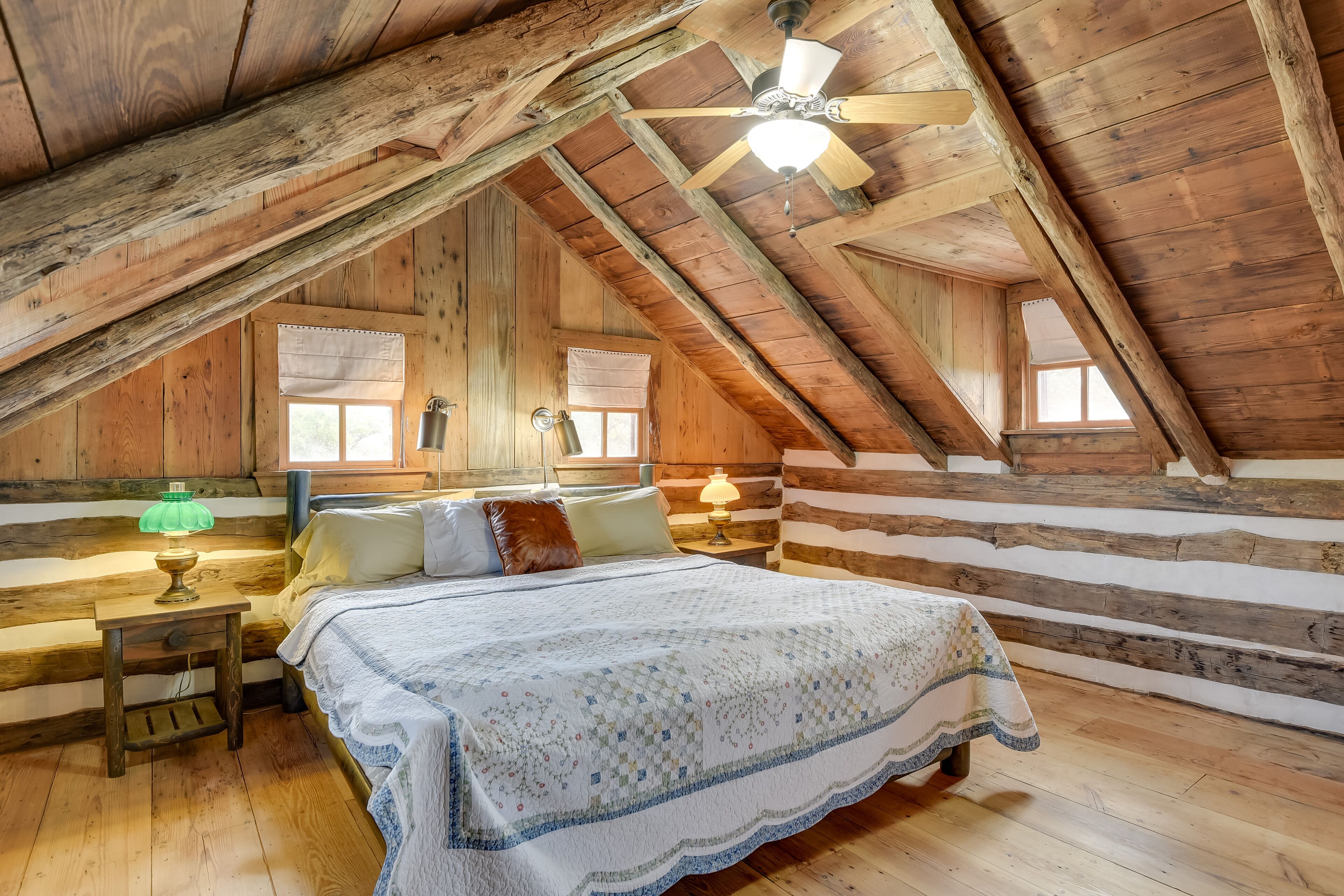 2 bedrooms, bed sheets