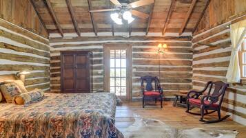 House (1 Bedroom) | 1 bedroom, bed sheets