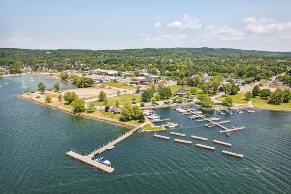 Cottage (2 Bedrooms) | Interior