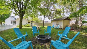 Cottage (2 Bedrooms) | Depan hartanah