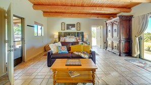 Unclassified image, 5 of 24, button - 3 Mi to Downtown: Pet-friendly Wickenburg Retreat (Wickenburg)