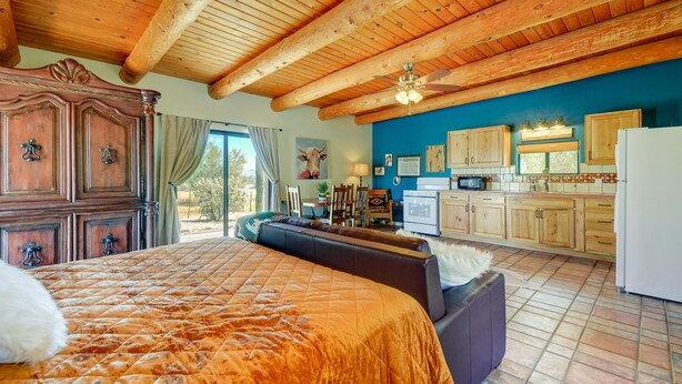 Unclassified image, 1 of 24, button - 3 Mi to Downtown: Pet-friendly Wickenburg Retreat (Wickenburg)