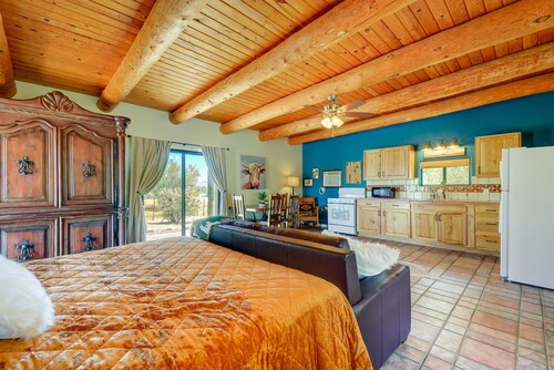3 Mi to Downtown: Pet-friendly Wickenburg Retreat