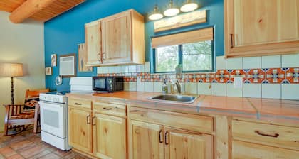 3 Mi to Downtown: Pet-friendly Wickenburg Retreat
