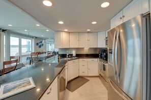 Apartment (4 Bedrooms) | Interior - Luxury Lakefront Boyne City Townhome w/ Views! (Boyne City)