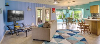 Pet-friendly Sebastian Home: w/ Porch + Lake View!