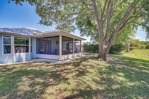 House (2 Bedrooms) | Interior - Pet-friendly Sebastian Home: w/ Porch + Lake View! (Sebastian)