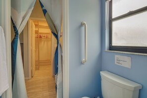 House (2 Bedrooms) | Interior - Pet-friendly Sebastian Home: w/ Porch + Lake View! (Sebastian)