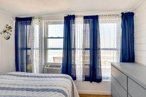 Cottage (2 Bedrooms) | Interior