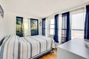 Cottage (2 Bedrooms) | Interior